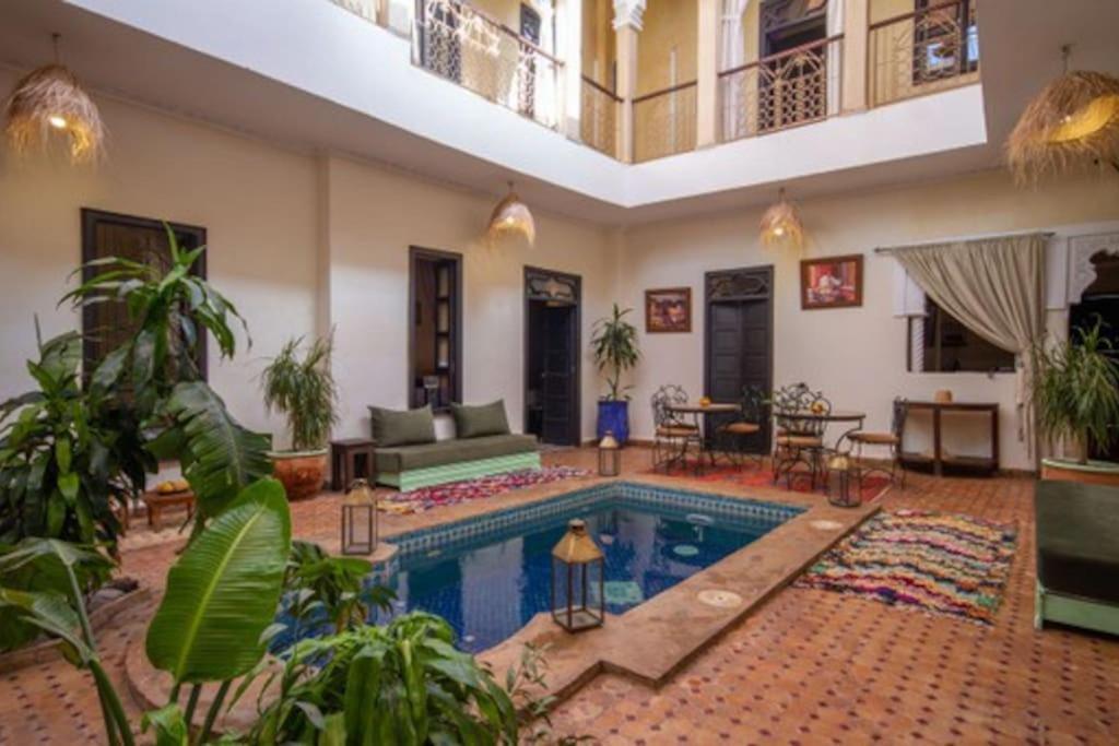بيت للعطل En Exlusivite A 5min De La Place Jamaa El Fna *
